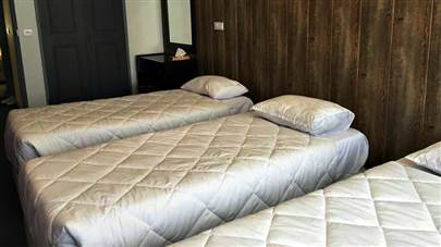 اتاق سه تخته هتل آپارتمان شمس شیراز اتاق سه تخته هتل آپارتمان شمس شیراز